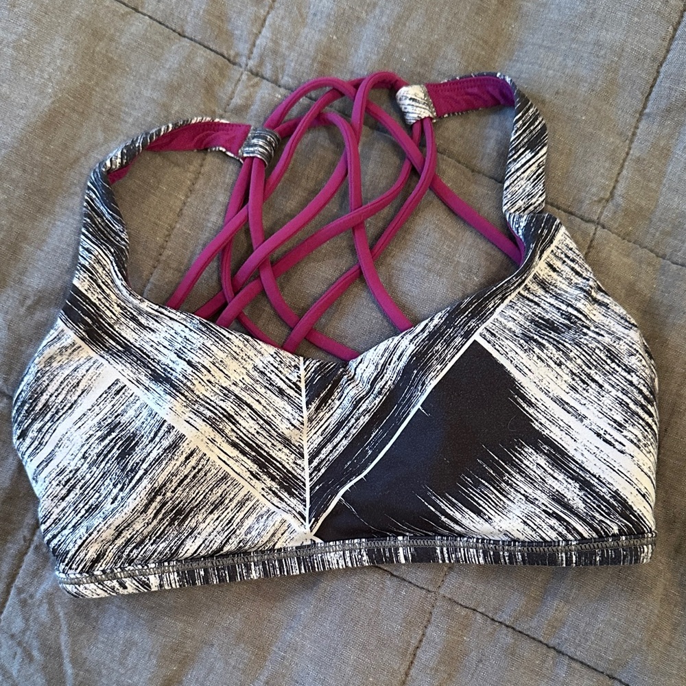 Women's Strappy Sports Bra - Black and Pink